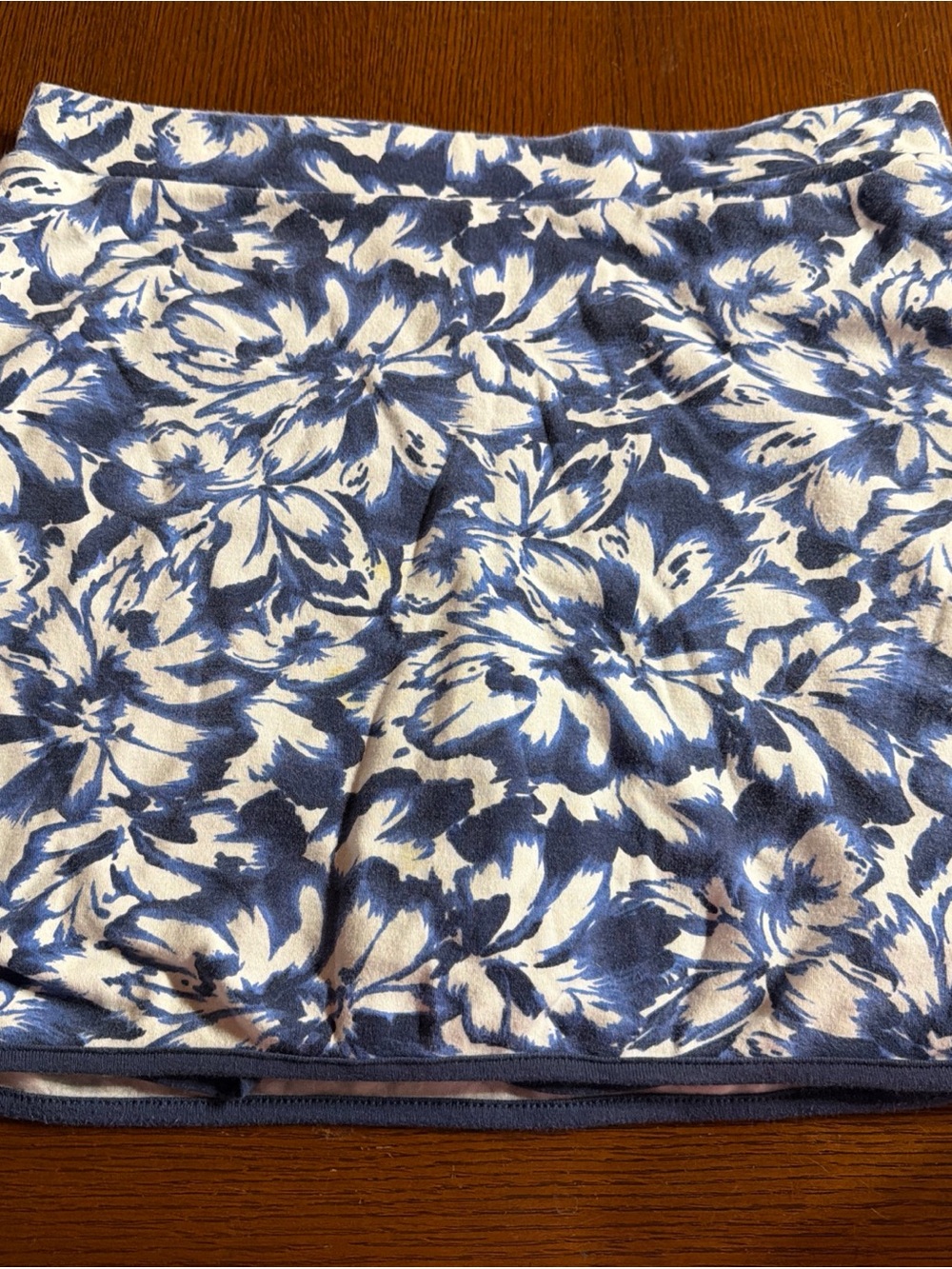 Jones New York Signature Blue and White Floral Women’s Skort Size M
